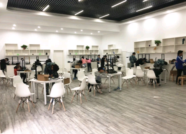 3D打印專業(yè)受追捧 數造湖南與江西湘東中等專業(yè)學校合作辦學實現共贏